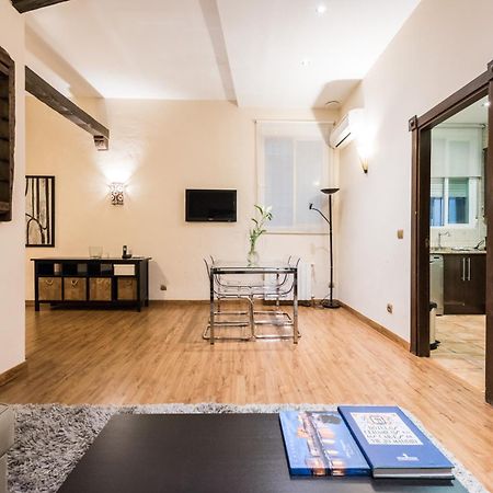 Downtown Jacuzzi Appartement Madrid Buitenkant foto