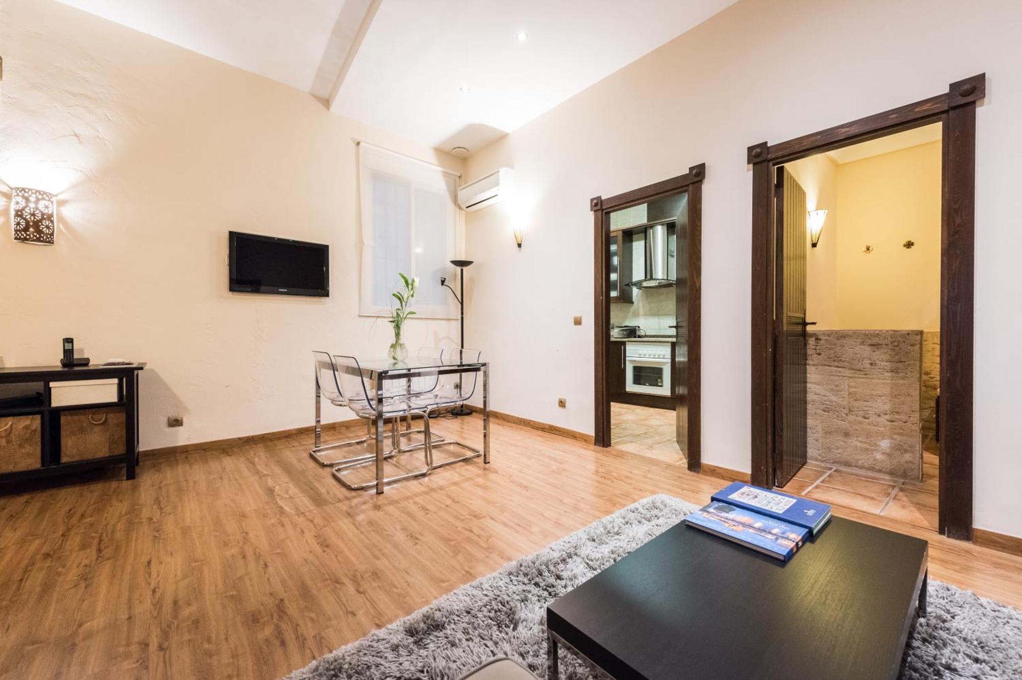 Downtown Jacuzzi Appartement Madrid Buitenkant foto