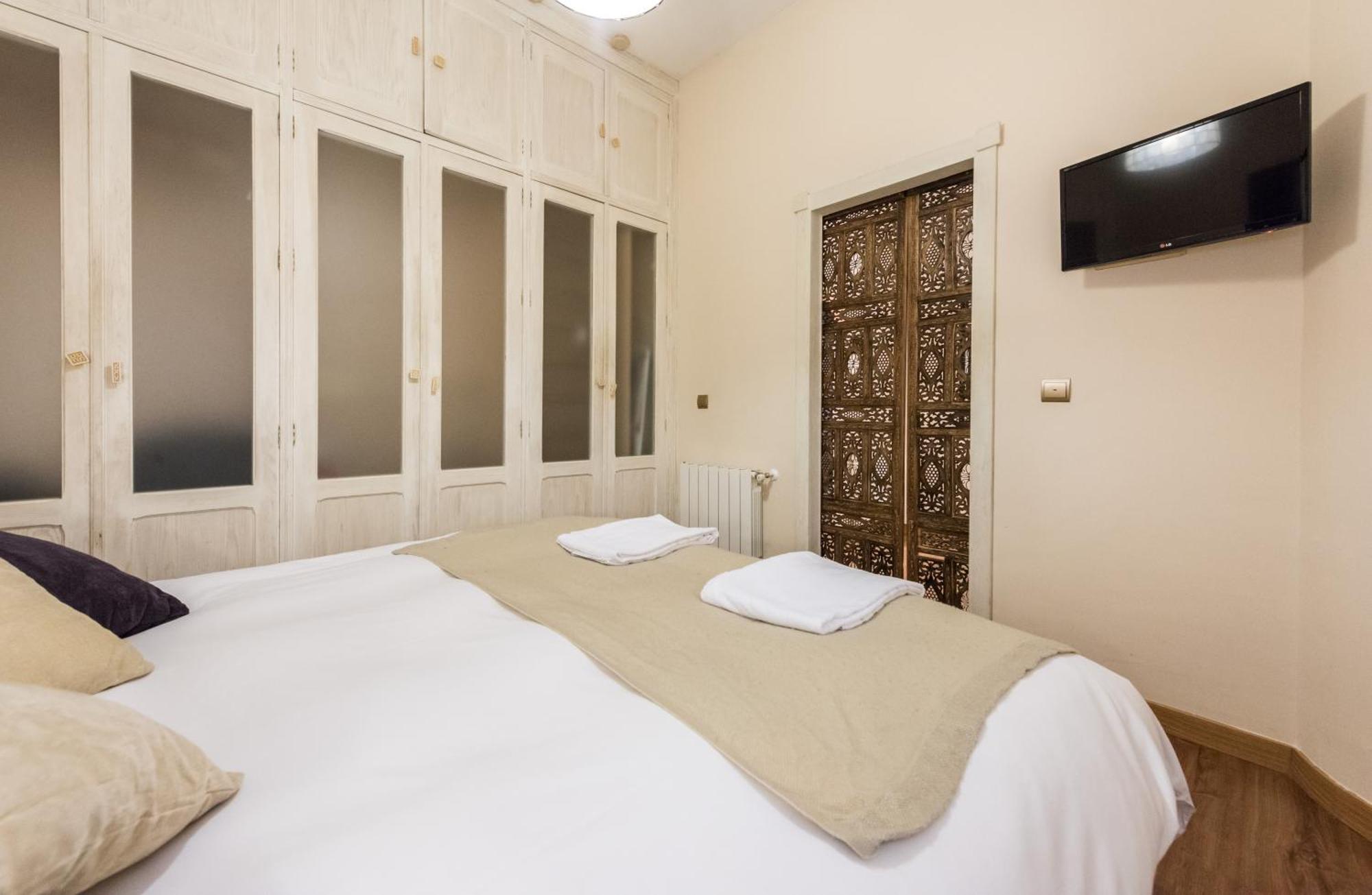 Downtown Jacuzzi Appartement Madrid Buitenkant foto