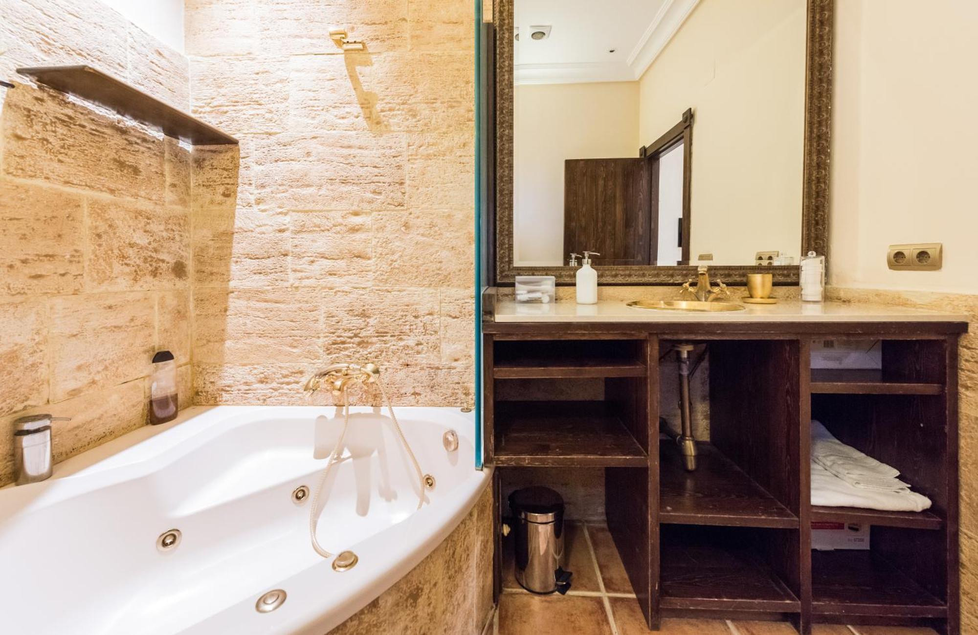 Downtown Jacuzzi Appartement Madrid Buitenkant foto